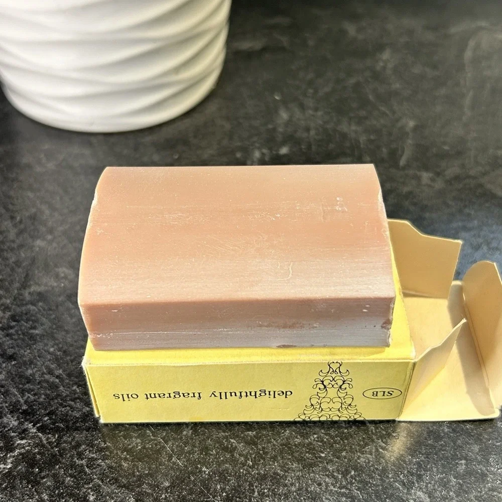Vintage Carolina Rose‎ Oil Complexion Bar Soap 3.3 oz FULL Size